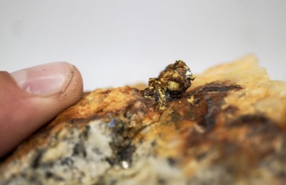 gold-explorer-achieves-breakthrough-results-in-bc's-golden-triangle