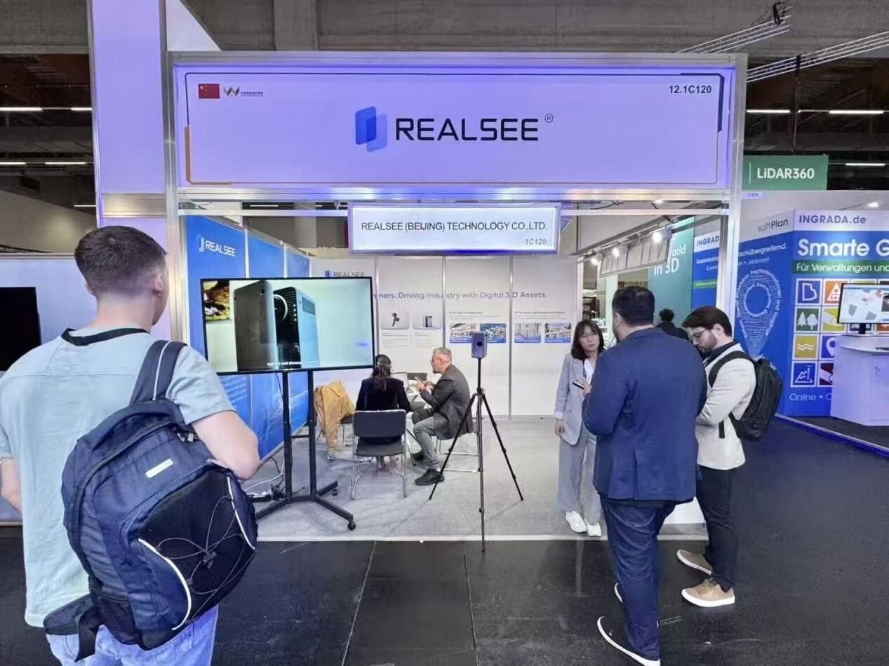realsee-showcases-3d-reconstruction-and-surveying-solution-at-intergeo-2025