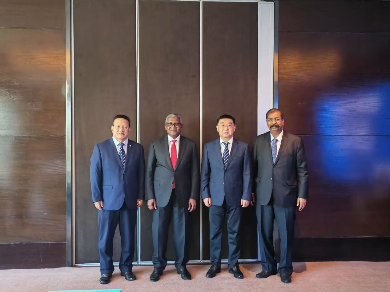 xcmg-annonce-un-partenariat-ecologique-transformateur-avec-dangote-group