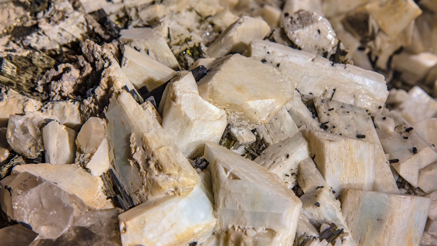 amaroq-discovers-rare-earth-elements-in-south-greenland 