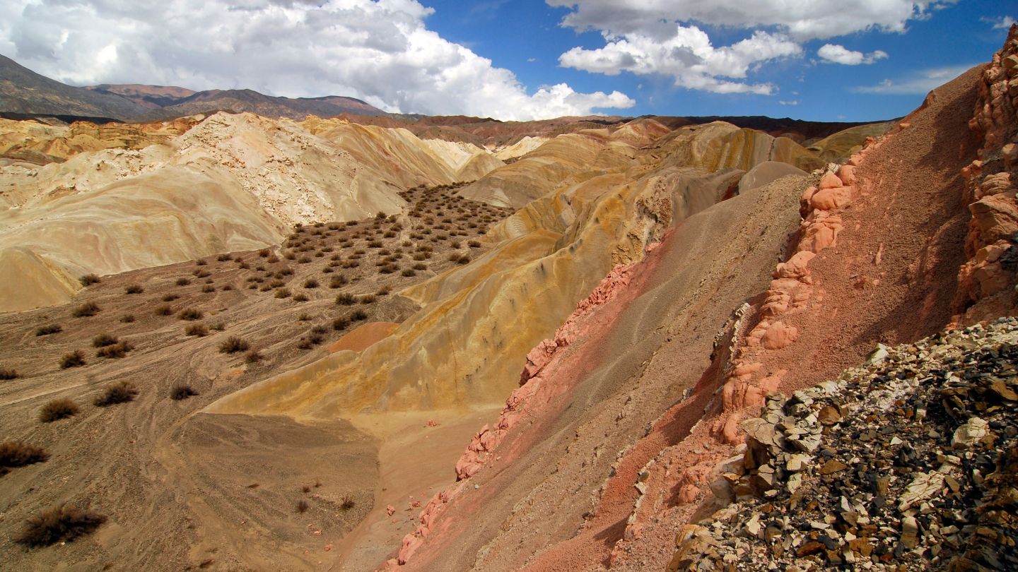 japan,-us-to-jointly-explore-rare-earth-mining-near-minamitori-island 