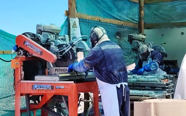 first-diamond-drillhole-confirms-gold-rich-major-copper-discovery-in-coastal-chile