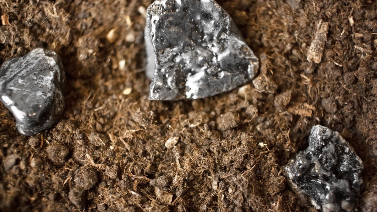 magnum-to-acquire-wet-mountains-rare-earth-project-in-us