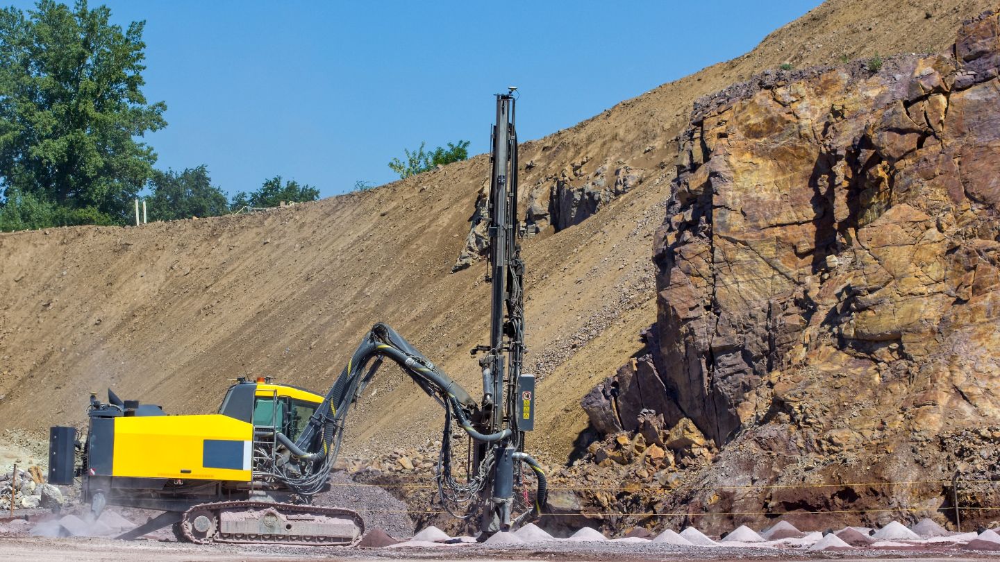 la-verde-copper-drilling-confirms-large,-near-surface-core