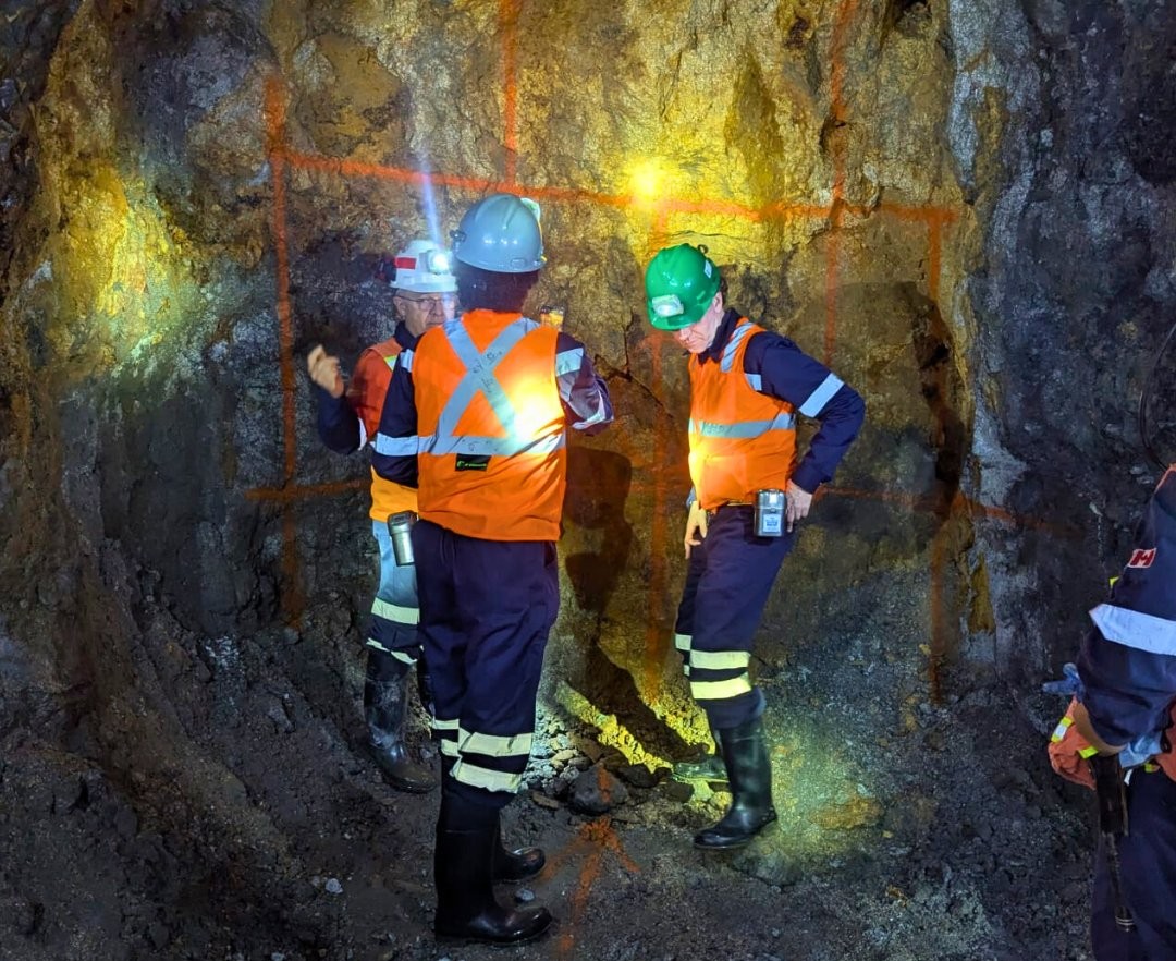 silver-co.-uncovers-promising-assets-in-prolific-mexican-mining-district