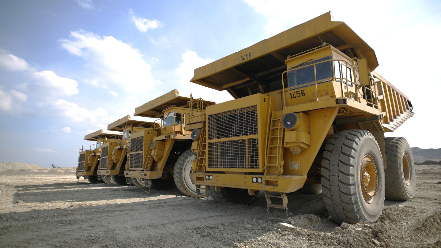 lindian-mobilises-komatsu-fleet-for-kangankunde-rare-earths-project