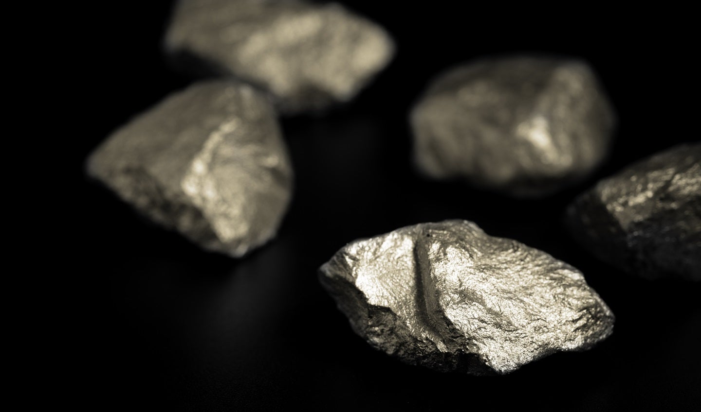 mont-royal-signs-mou-for-ashram-rare-earths-initiative-in-canada