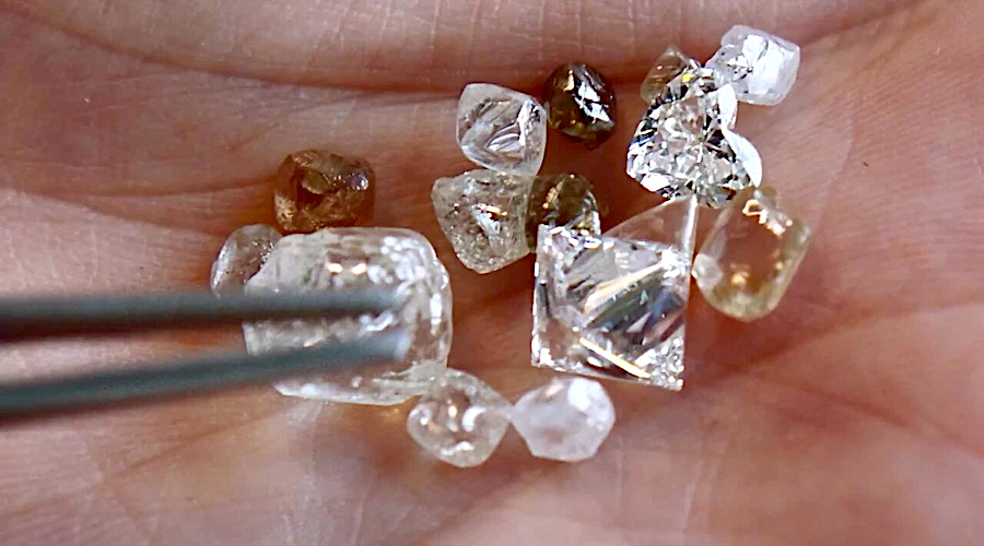 anglo-american-posts-$3.7b-loss-on-fresh-de-beers-writedown