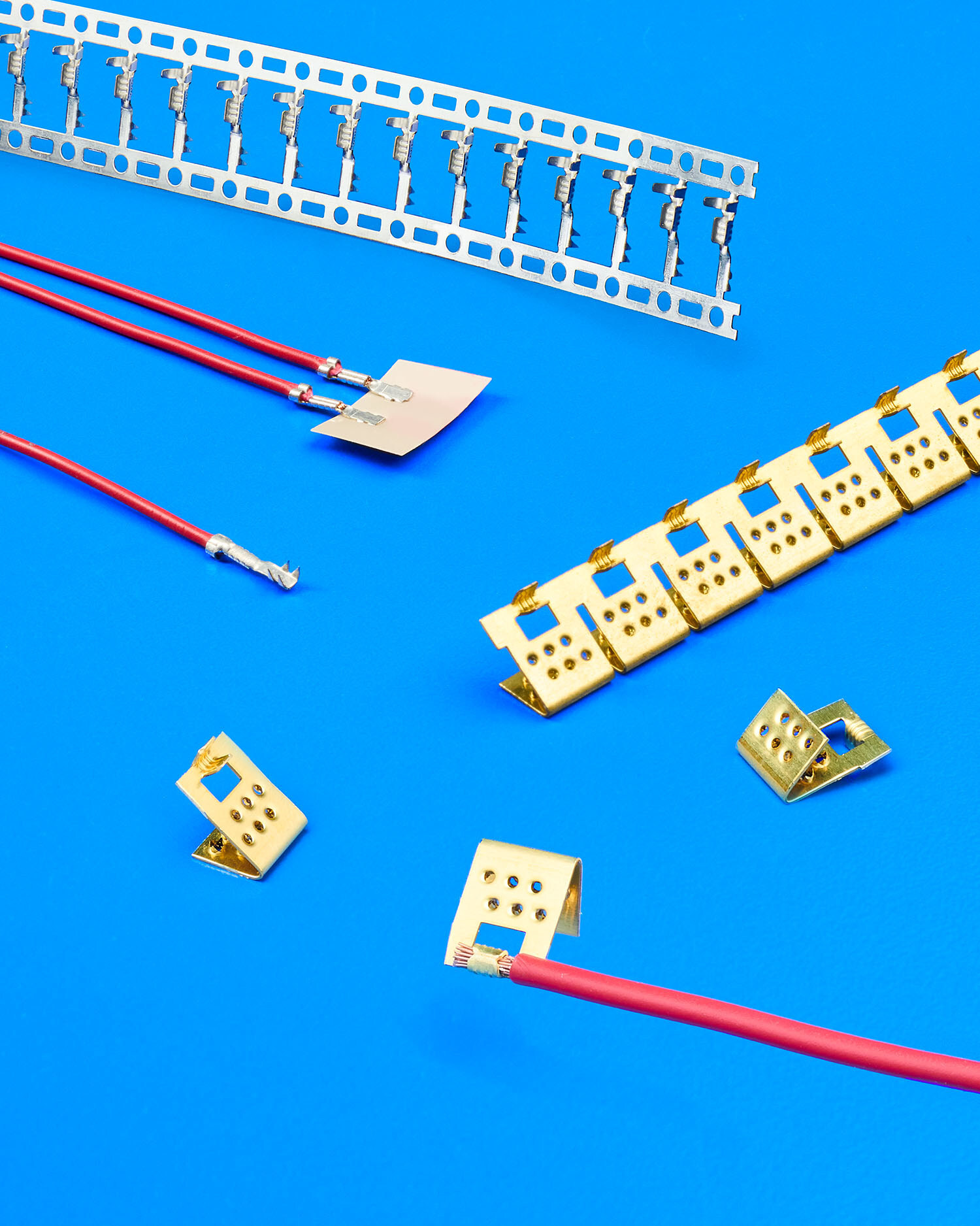 flex-circuit-connectors-standard-and-custom-parts-offered