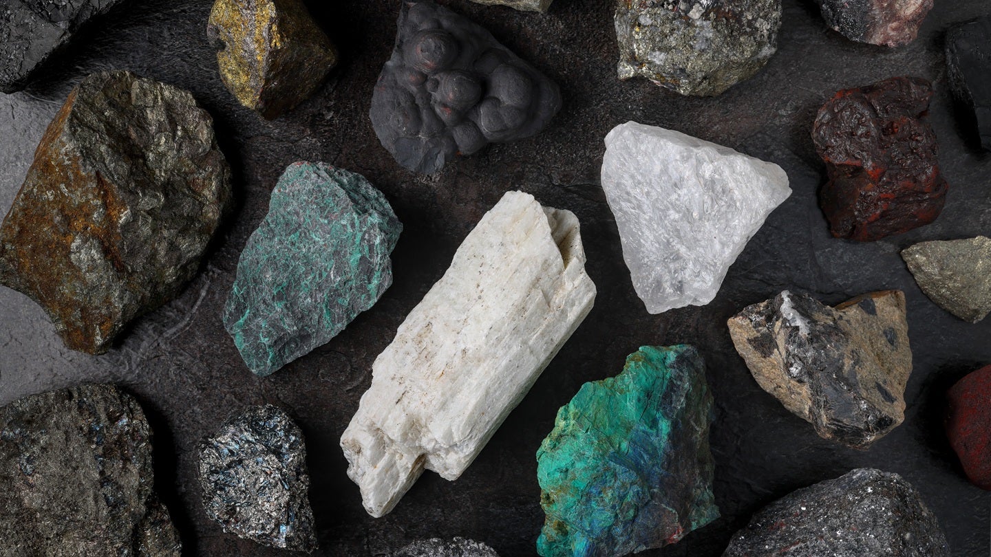 cove-capital,-ahq-sign-mou-for-critical-minerals-projects